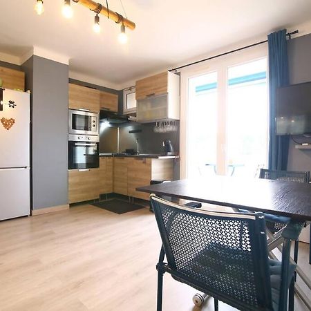 Le Criotto Apartment Ла Сен-сюр-Мер Екстериор снимка